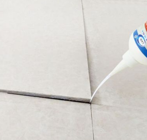 呼玛瓷砖空鼓维修公司分享卫生间瓷砖脱落的原因可能有以下几点